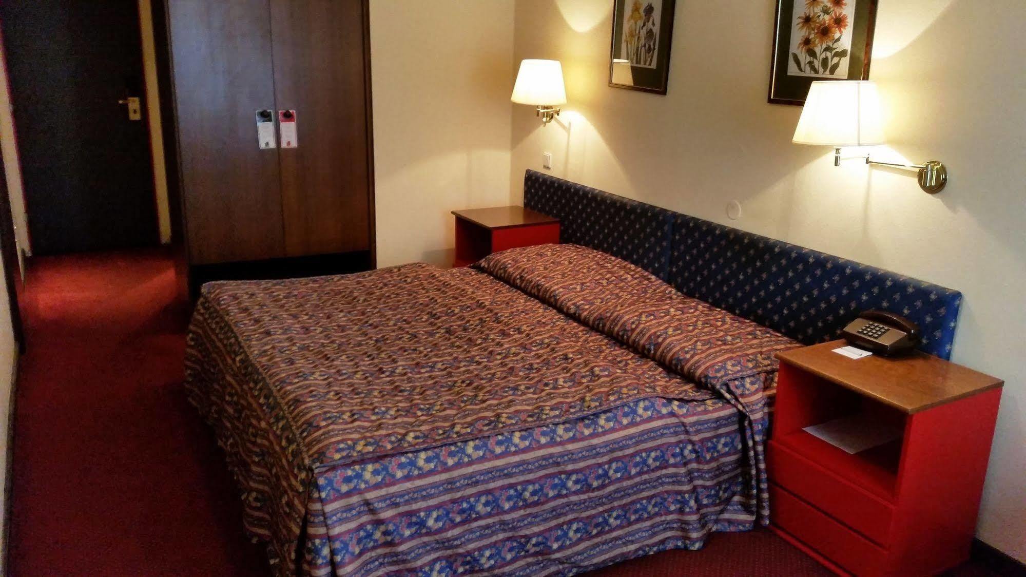 Ariston Praga